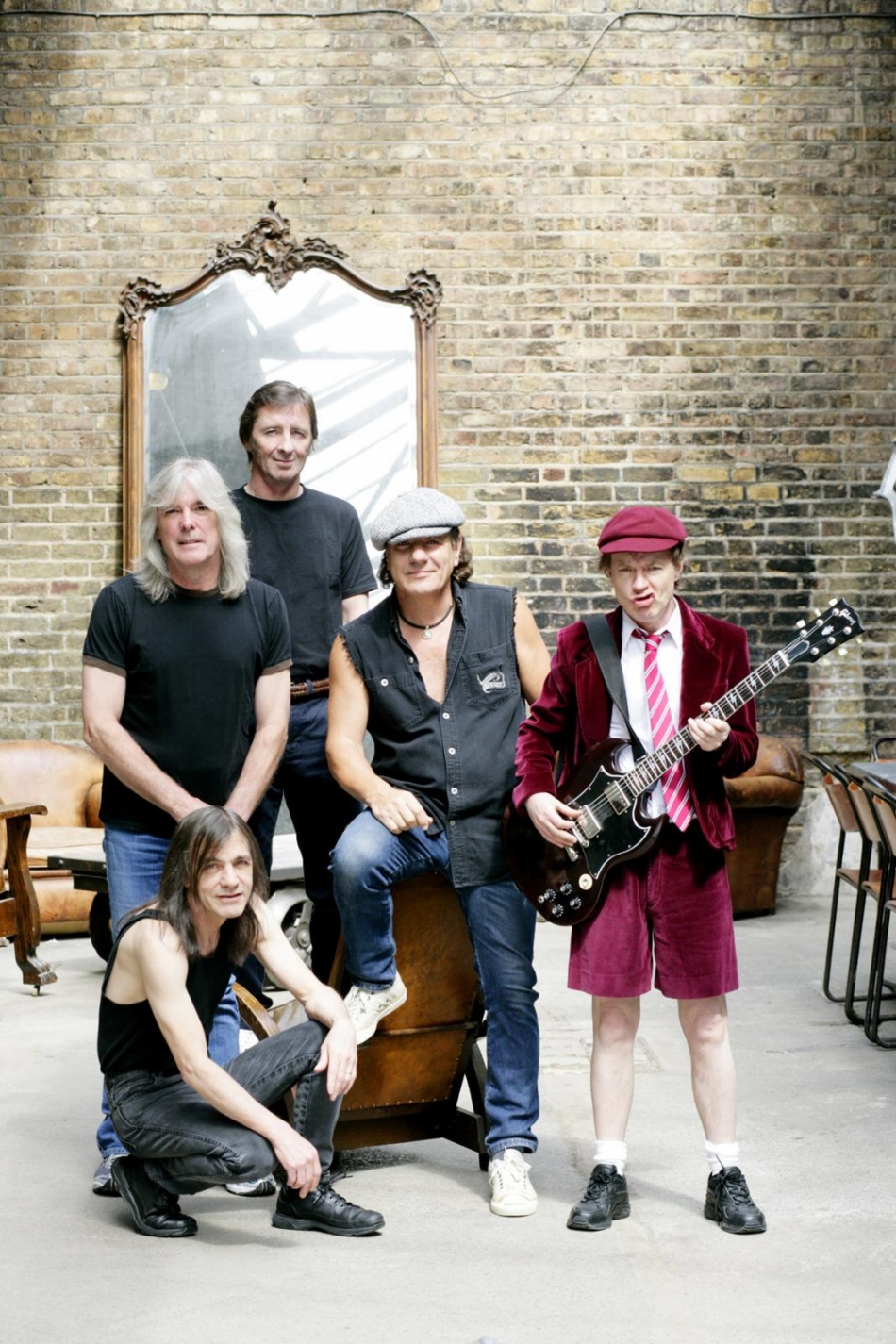 New Album from AC/DC in December